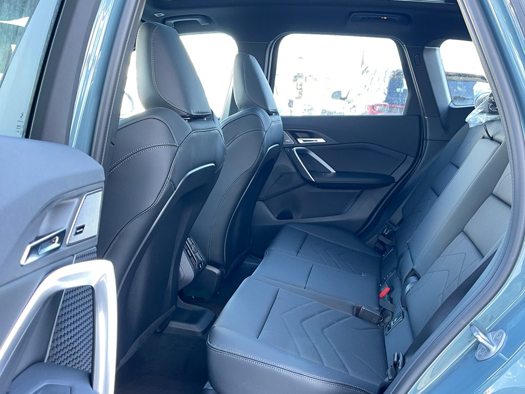 2026 BMW X1 xDrive28i in Terrebonne, Quebec - 11 - w1024h768px