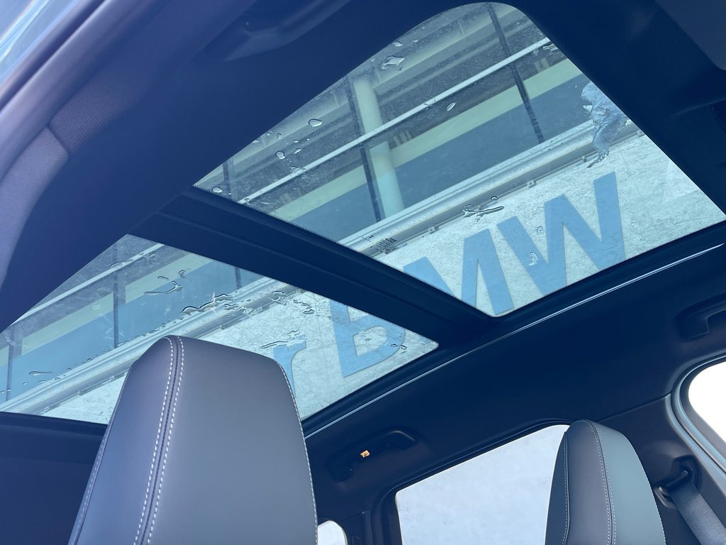 2026 BMW X1 xDrive28i in Terrebonne, Quebec - 8 - w1024h768px