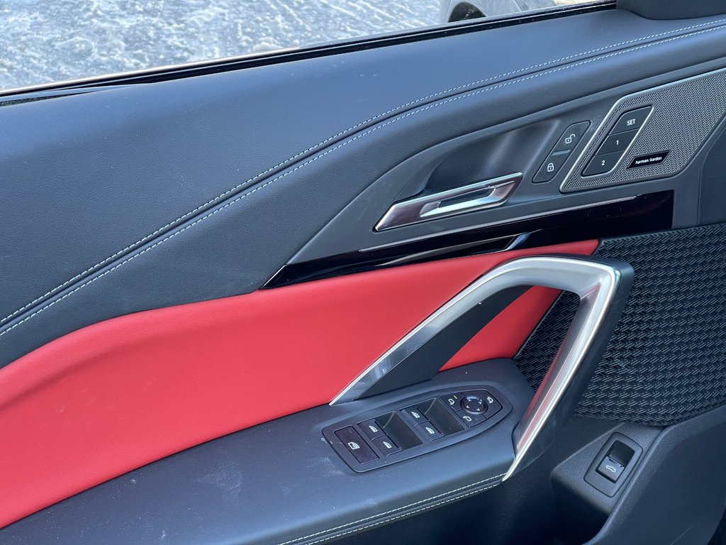 2026 BMW X1 M35i xDrive in Terrebonne, Quebec - 13 - w1024h768px