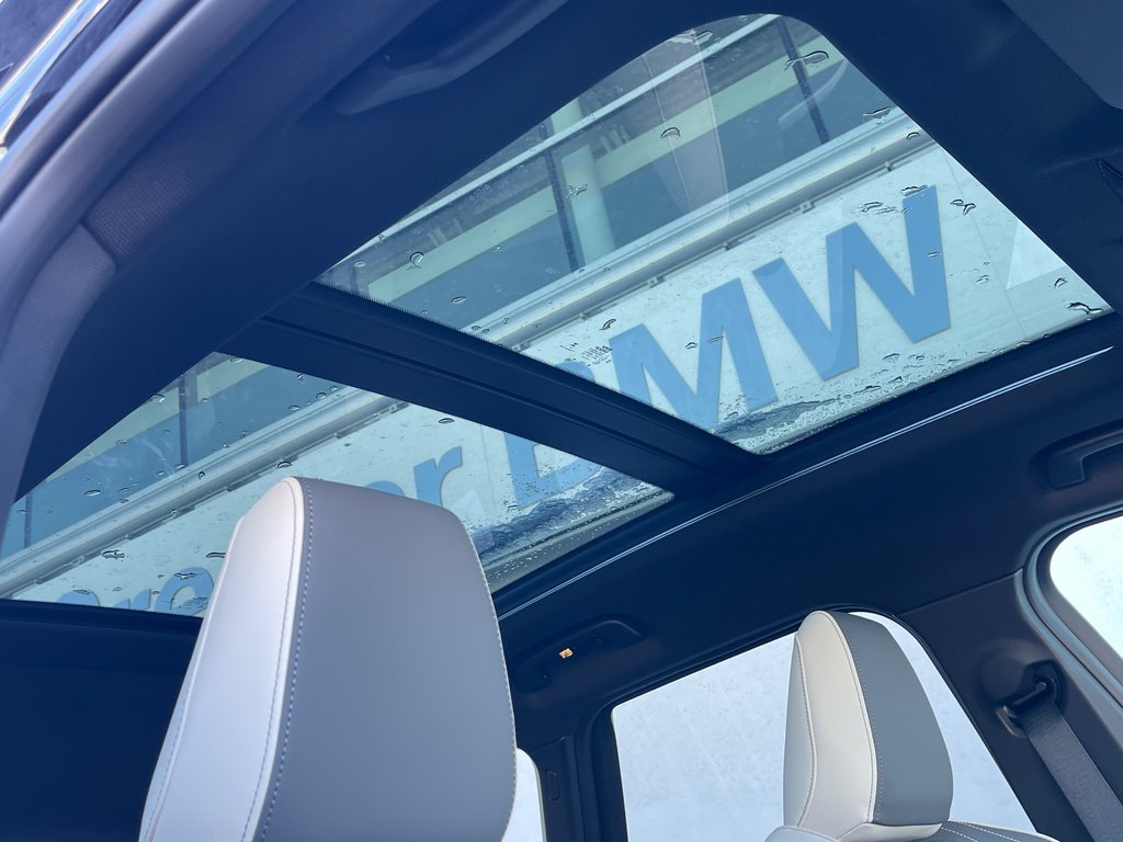 2026 BMW X1 xDrive28i in Terrebonne, Quebec - 8 - w1024h768px