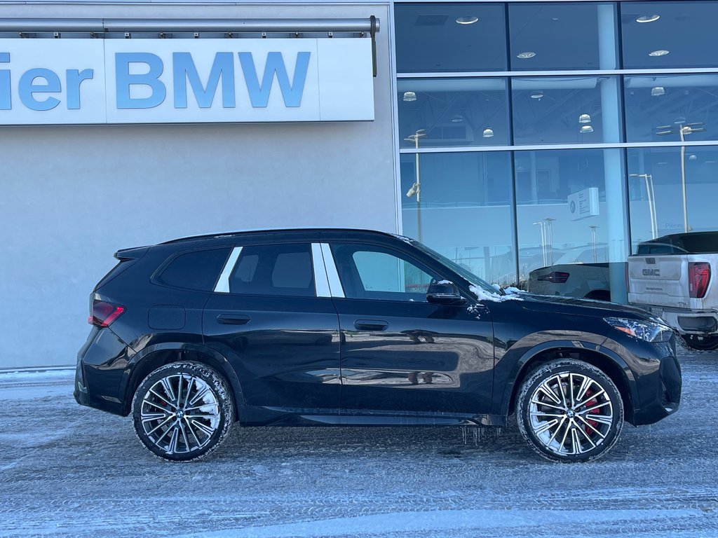 2026 BMW X1 xDrive28i in Terrebonne, Quebec - 3 - w1024h768px