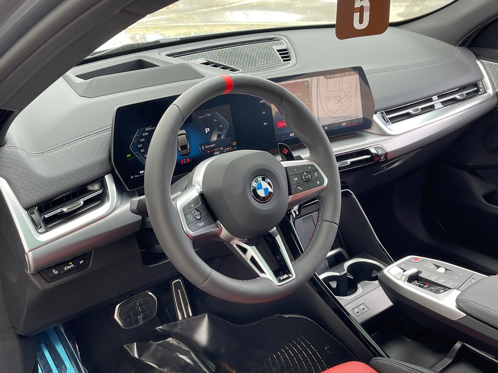 2025 BMW X2 M35i xDrive in Terrebonne, Quebec - 9 - w1024h768px