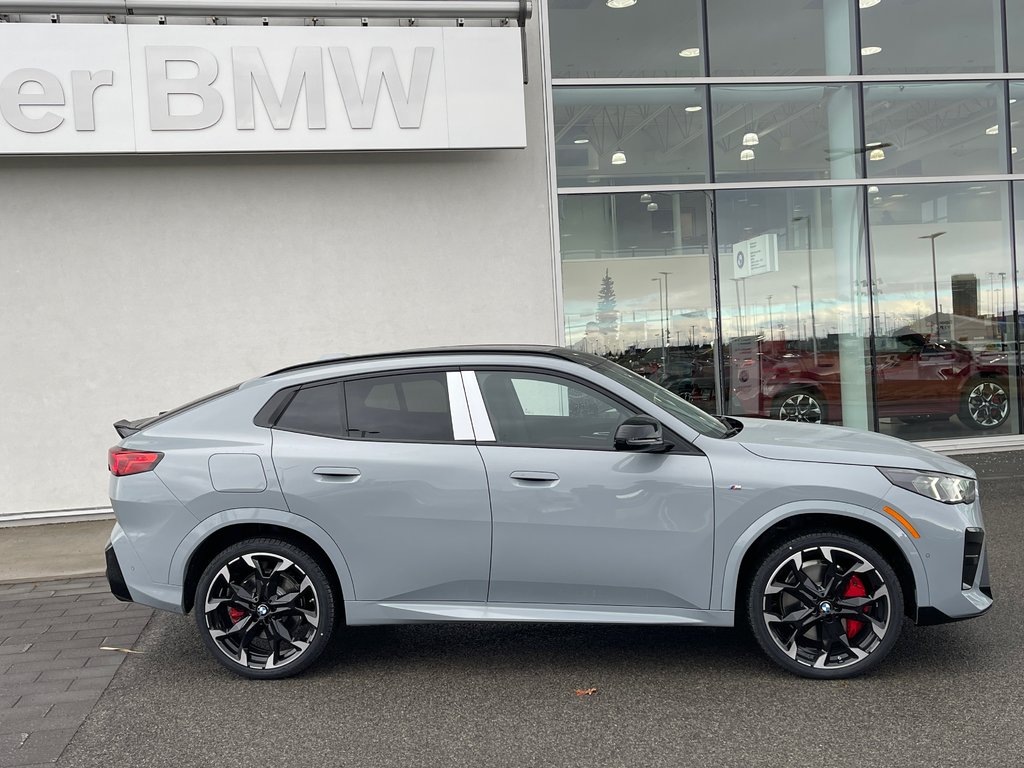 2025 BMW X2 M35i xDrive in Terrebonne, Quebec - 3 - w1024h768px