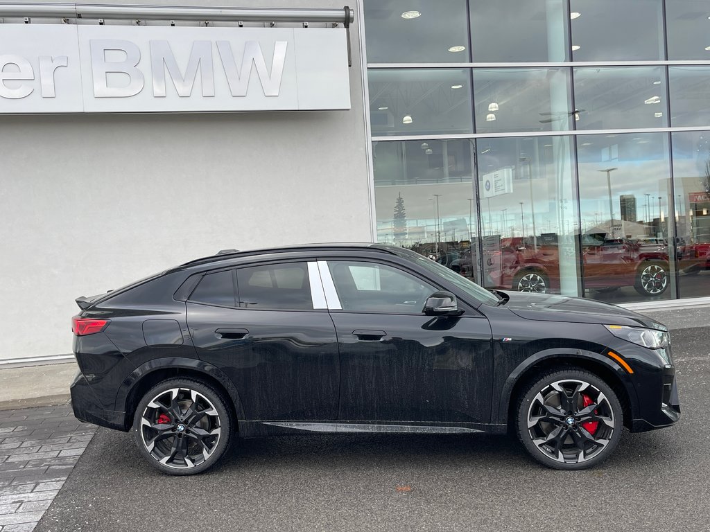 2025 BMW X2 M35i xDrive in Terrebonne, Quebec - 3 - w1024h768px