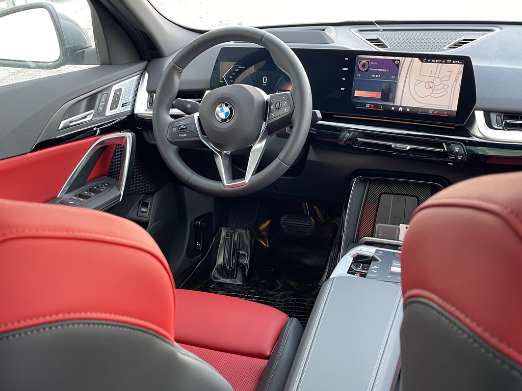 2025 BMW X2 XDrive28i in Terrebonne, Quebec - 12 - w1024h768px