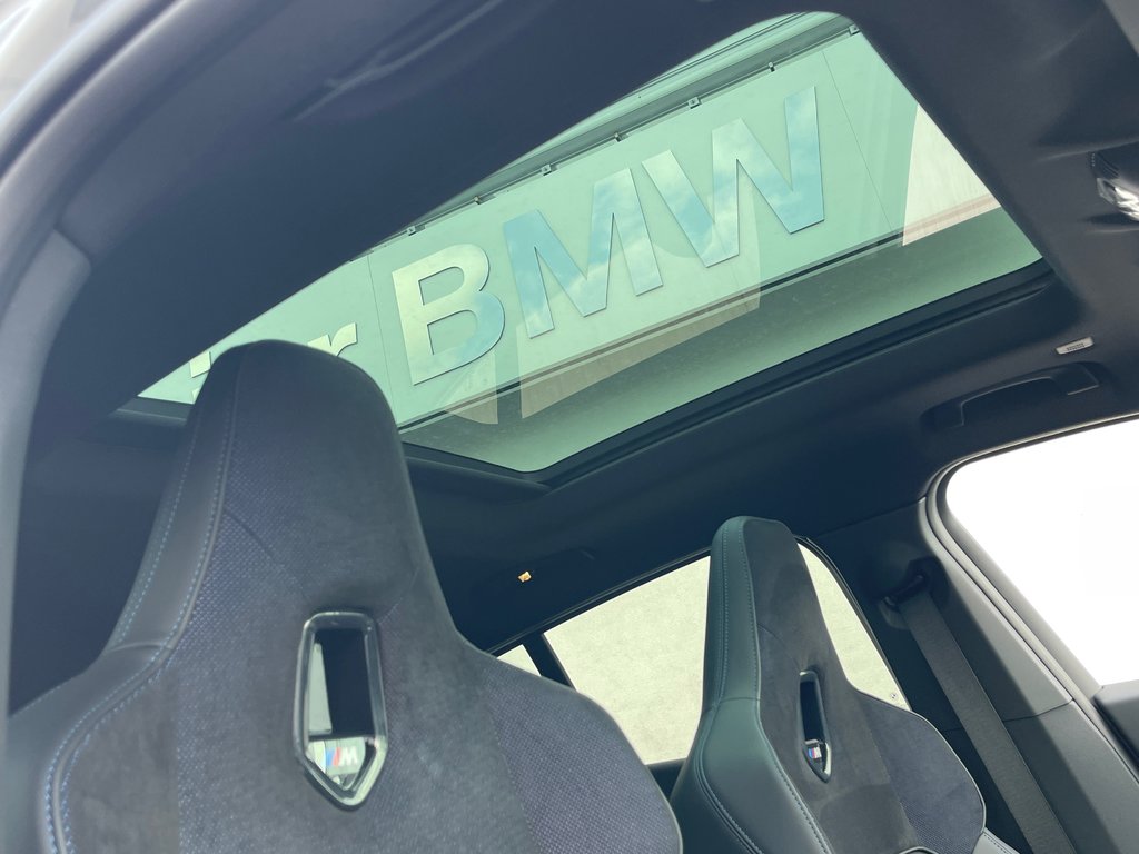 2025 BMW X2 M35i xDrive in Terrebonne, Quebec - 8 - w1024h768px
