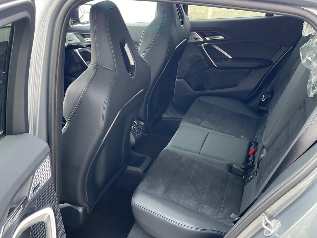 2025 BMW X2 M35i xDrive in Terrebonne, Quebec - 11 - w1024h768px
