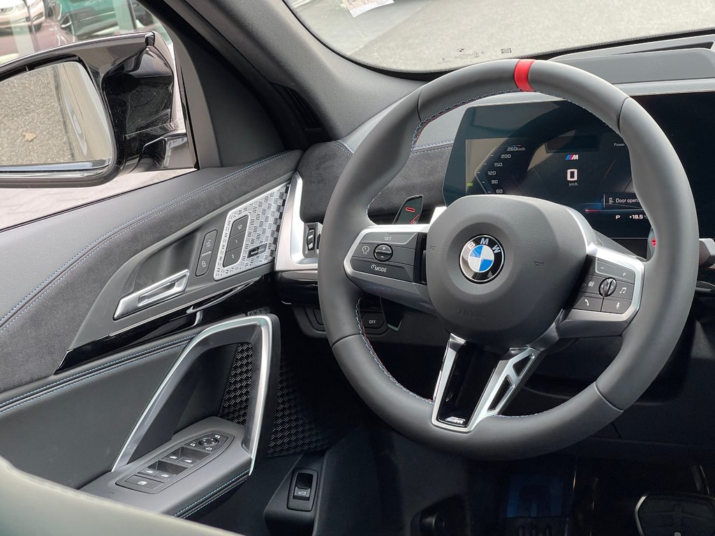 2025 BMW X2 M35i xDrive in Terrebonne, Quebec - 14 - w1024h768px