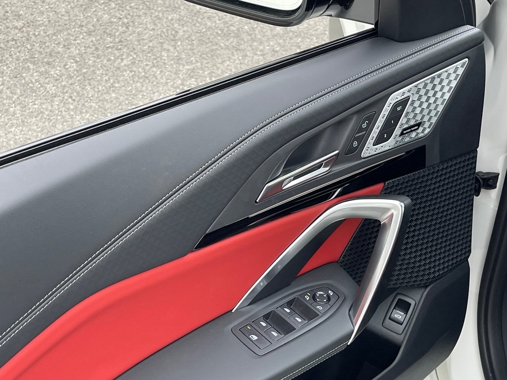 2025 BMW X2 M35i xDrive in Terrebonne, Quebec - 13 - w1024h768px