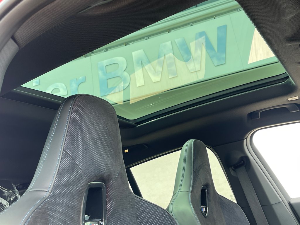 2025 BMW X2 M35i xDrive in Terrebonne, Quebec - 8 - w1024h768px