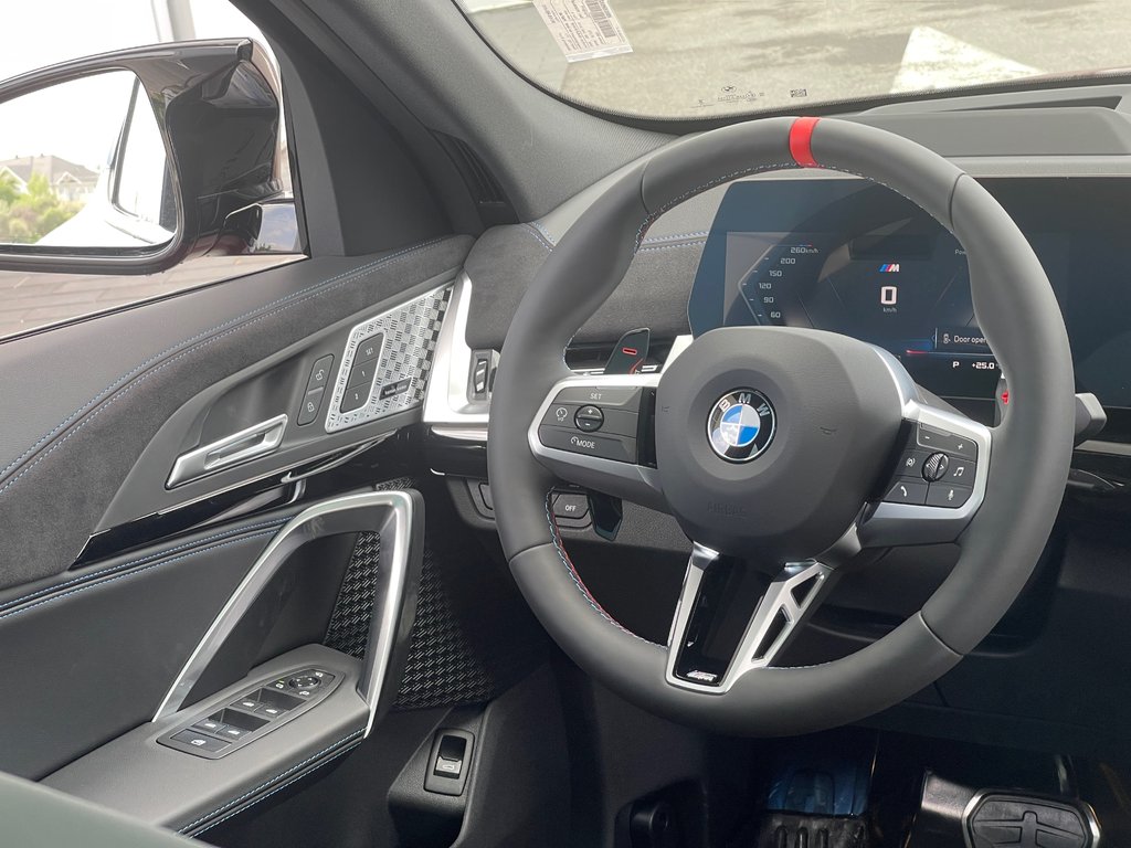 2025 BMW X2 M35i xDrive in Terrebonne, Quebec - 14 - w1024h768px