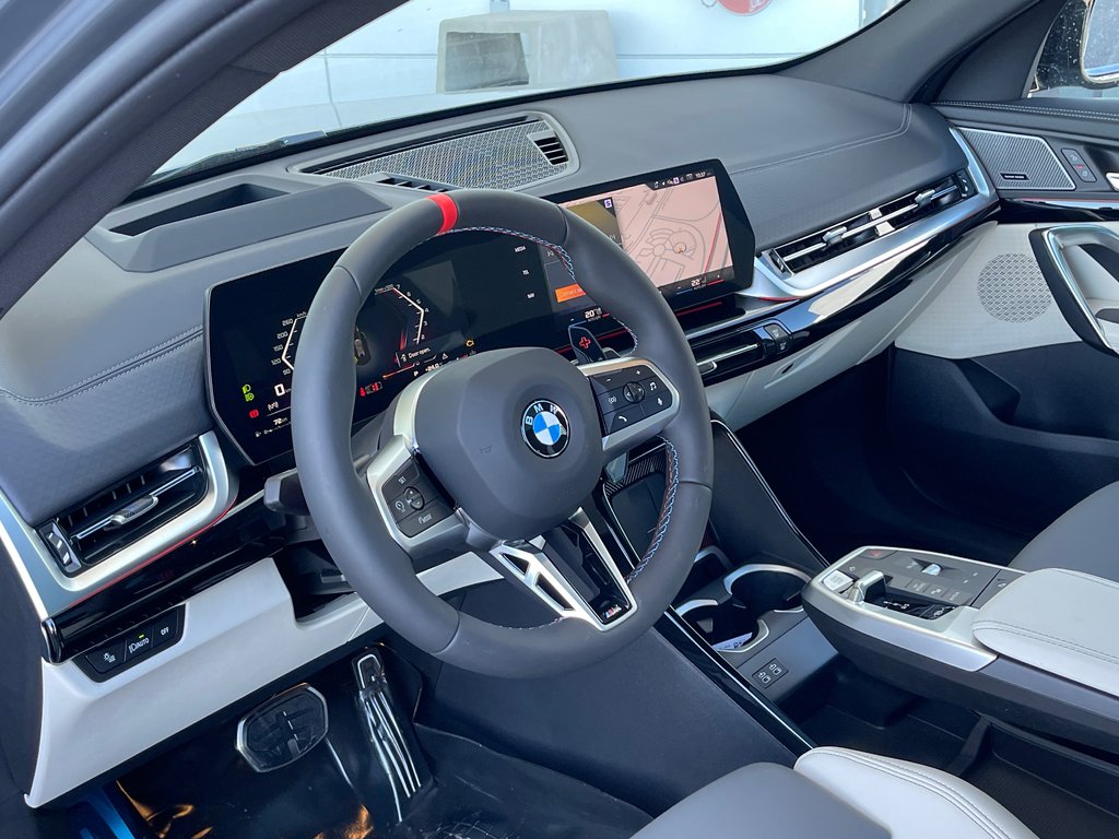 2026 BMW X2 M35i xDrive in Terrebonne, Quebec - 9 - w1024h768px