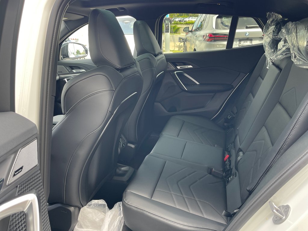2026 BMW X2 XDrive28i in Terrebonne, Quebec - 11 - w1024h768px