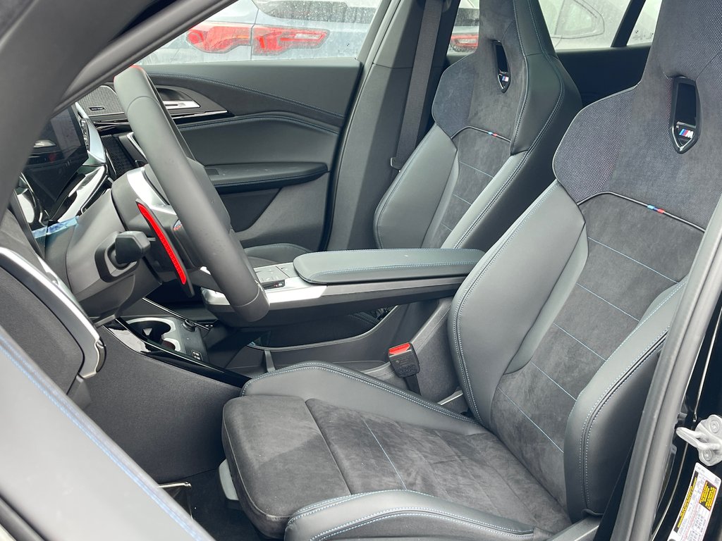 2026 BMW X2 M35i xDrive in Terrebonne, Quebec - 10 - w1024h768px