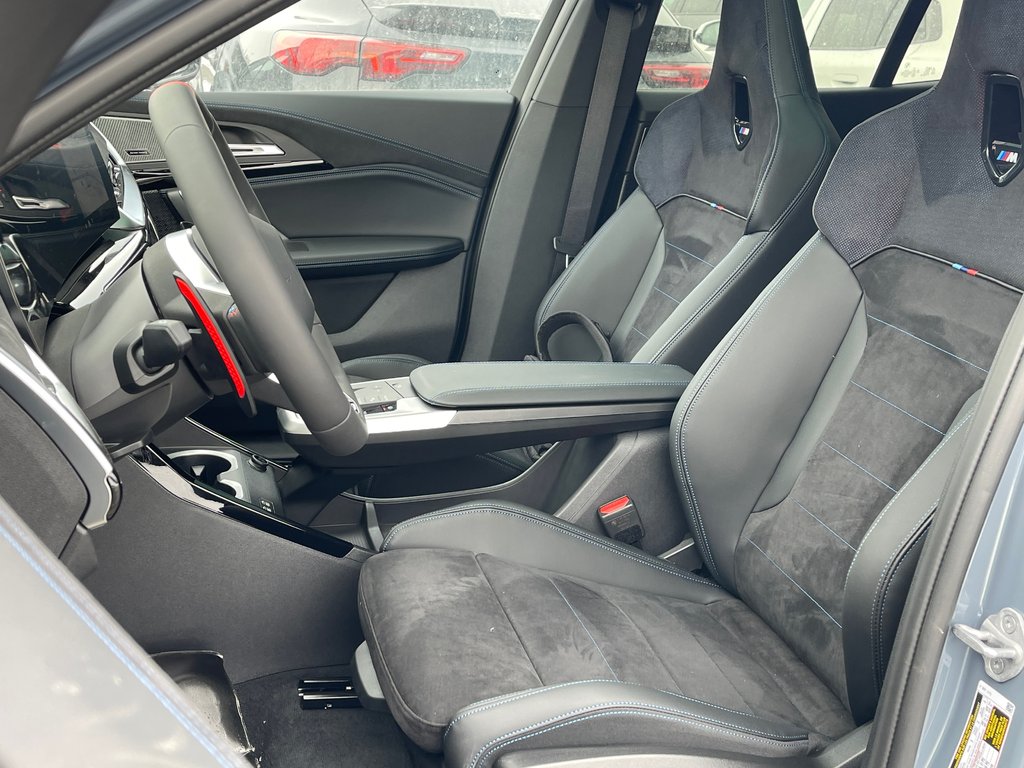 2026 BMW X2 M35i xDrive in Terrebonne, Quebec - 10 - w1024h768px