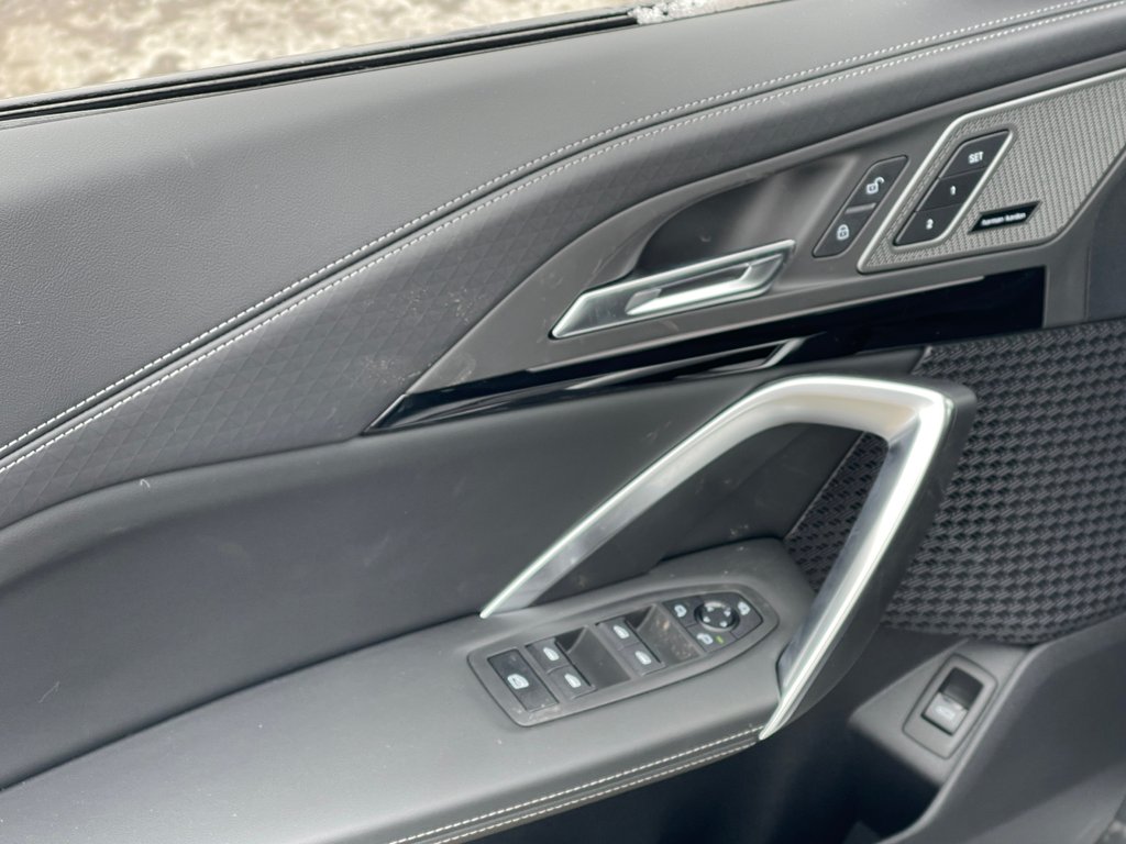 2026 BMW X2 xDrive28i in Terrebonne, Quebec - 13 - w1024h768px