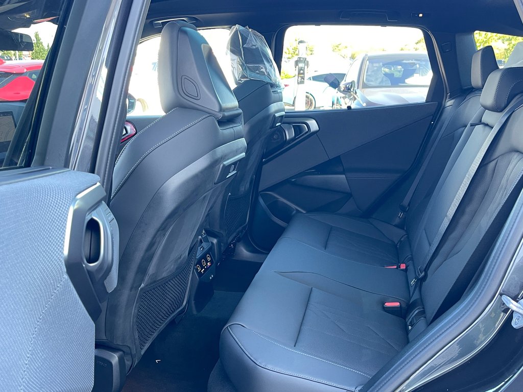 2026 BMW X3 M50 xDrive in Terrebonne, Quebec - 12 - w1024h768px