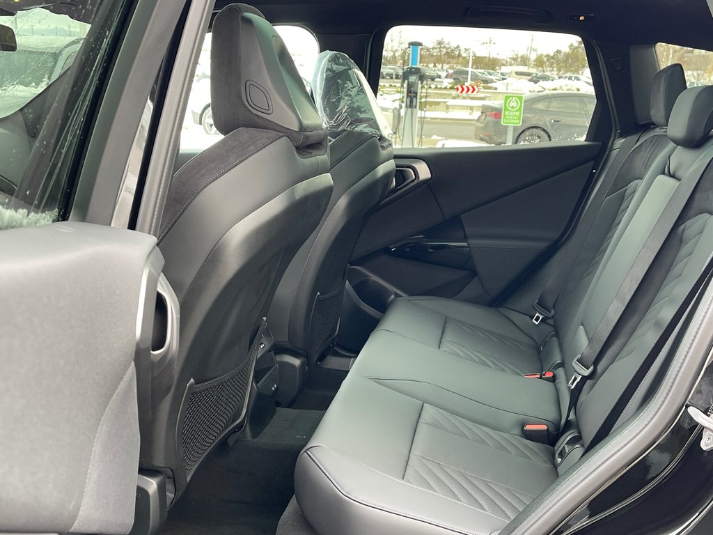 2026 BMW X3 M50 xDrive in Terrebonne, Quebec - 11 - w1024h768px