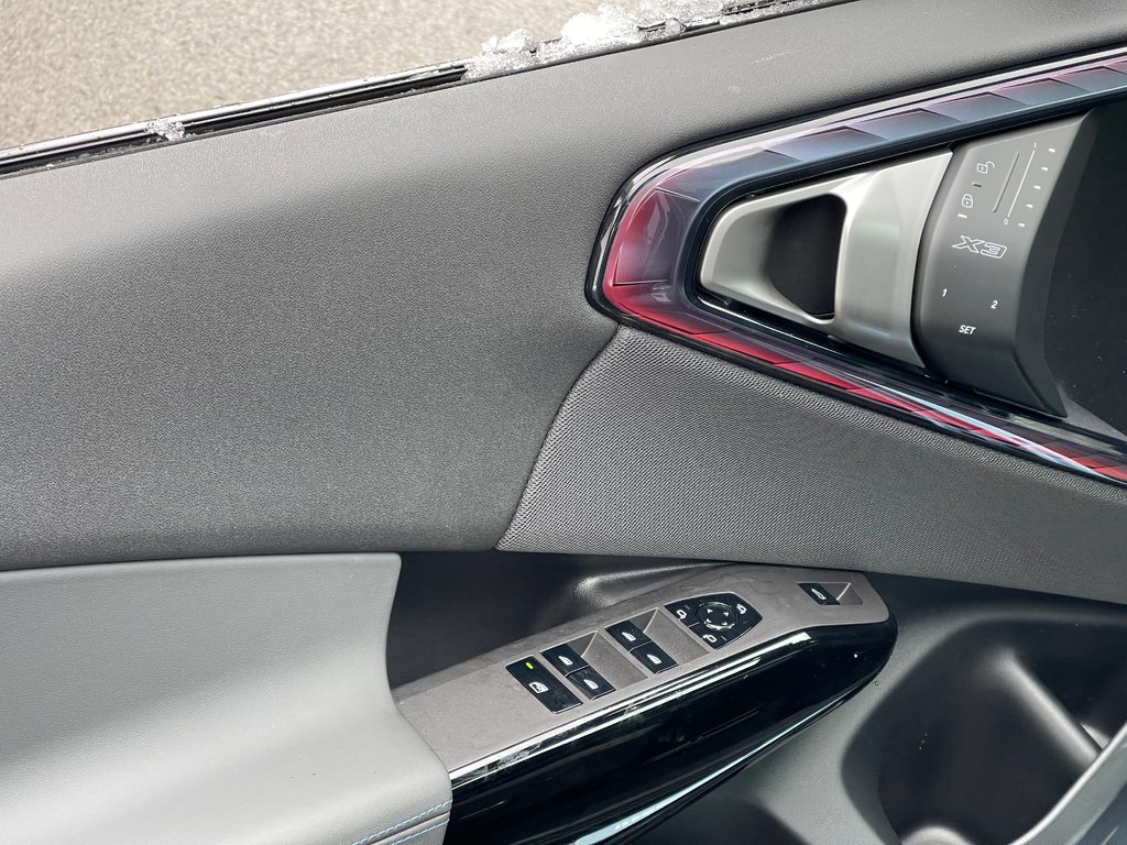 2026 BMW X3 M50 xDrive in Terrebonne, Quebec - 13 - w1024h768px