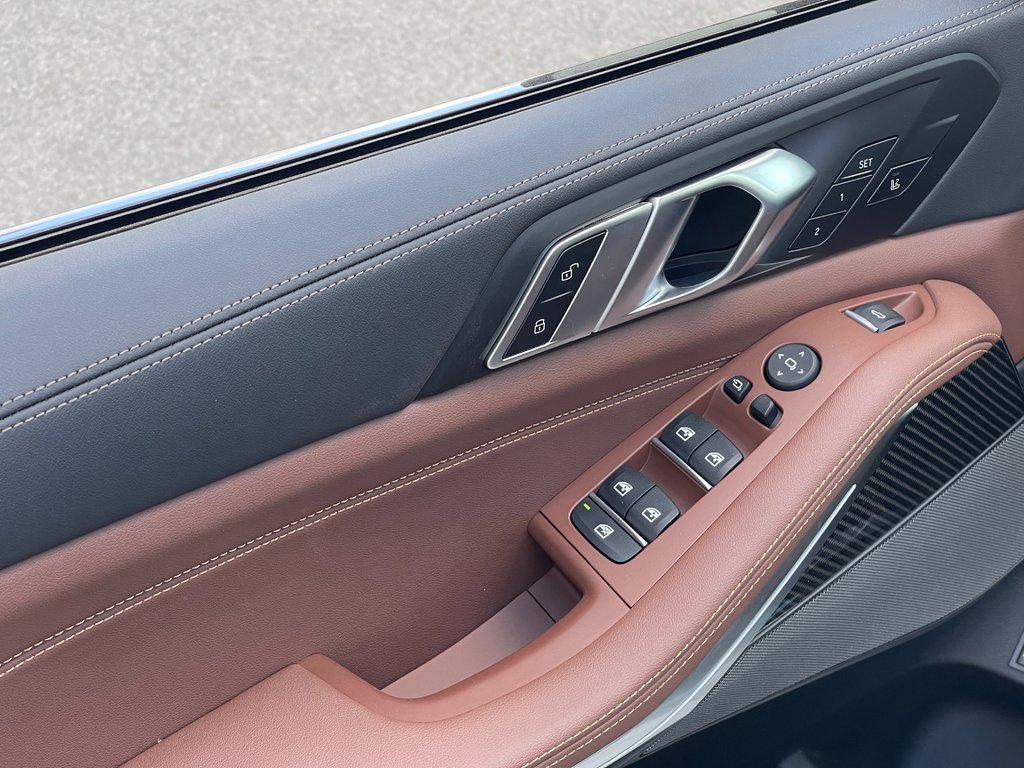 2026 BMW X5 XDrive50e in Terrebonne, Quebec - 13 - w1024h768px