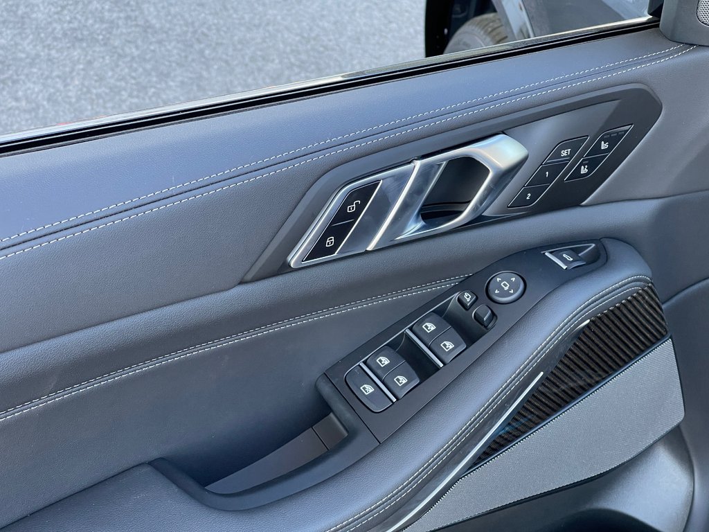 2026 BMW X5 M60i xDrive in Terrebonne, Quebec - 13 - w1024h768px