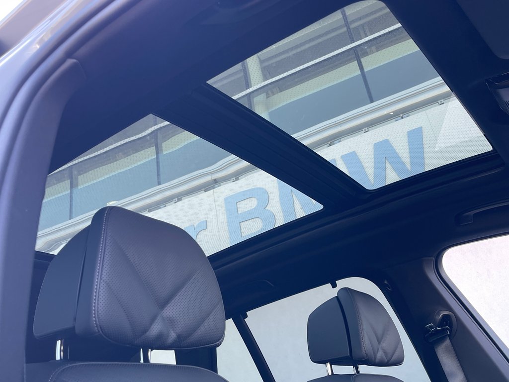 2026 BMW X5 M60i xDrive in Terrebonne, Quebec - 8 - w1024h768px