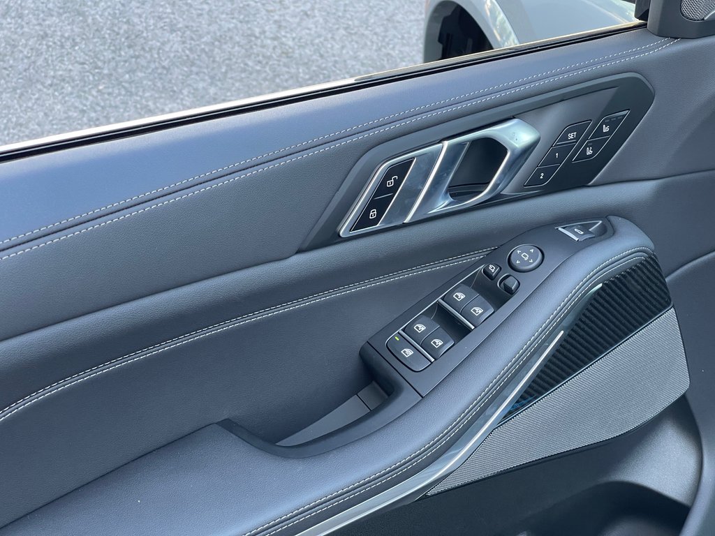 2026 BMW X5 M60i xDrive in Terrebonne, Quebec - 13 - w1024h768px