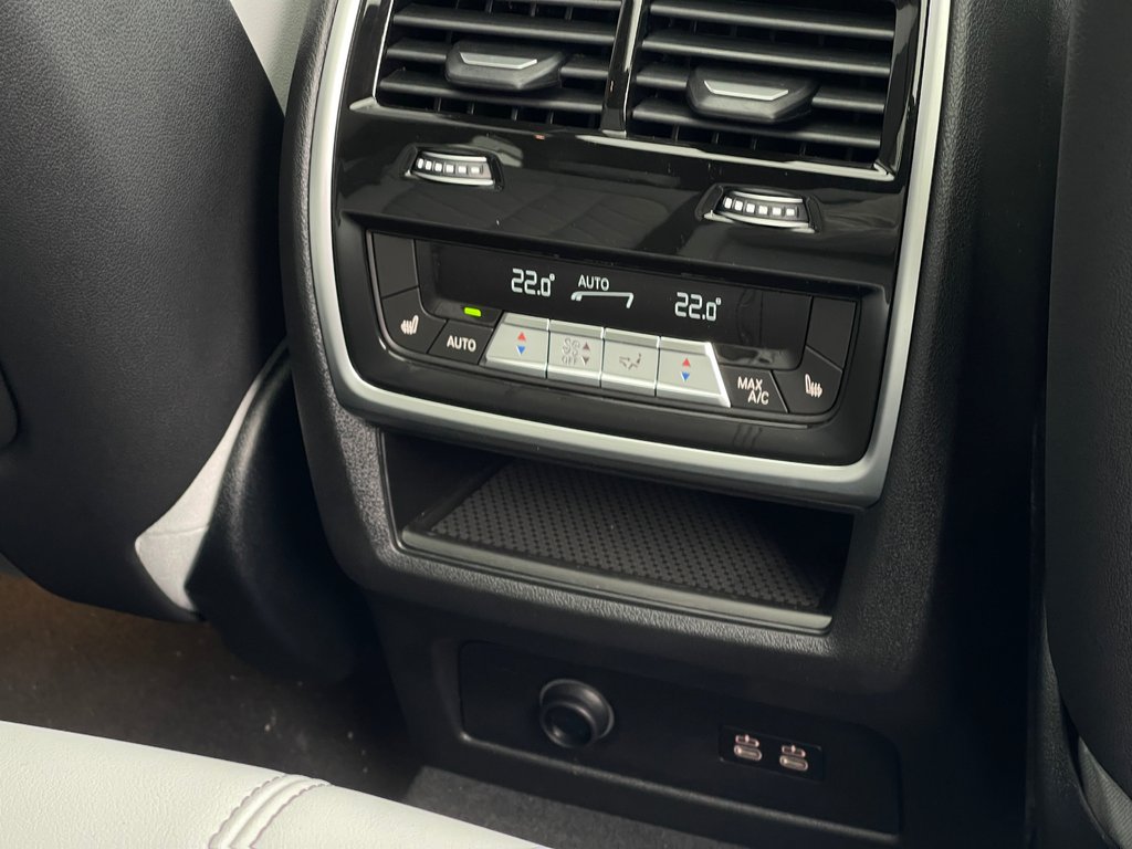 BMW X5 M60i xDrive 2026 à Terrebonne, Québec - 12 - w1024h768px