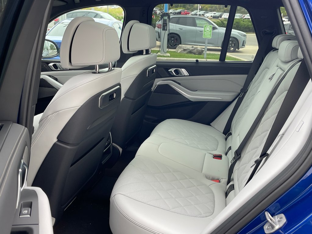 BMW X5 M60i xDrive 2026 à Terrebonne, Québec - 11 - w1024h768px