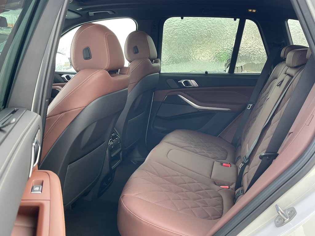 BMW X5 xDrive40i 2026 à Terrebonne, Québec - 11 - w1024h768px