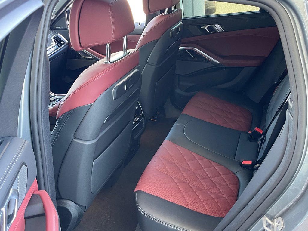 2025 BMW X6 XDrive40i in Terrebonne, Quebec - 11 - w1024h768px