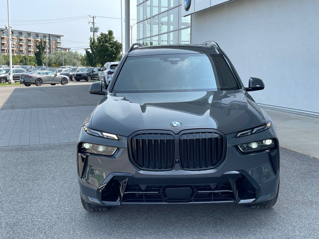 2025 BMW X7 XDrive40i, M Sport Pro Package in Terrebonne, Quebec - 2 - w1024h768px