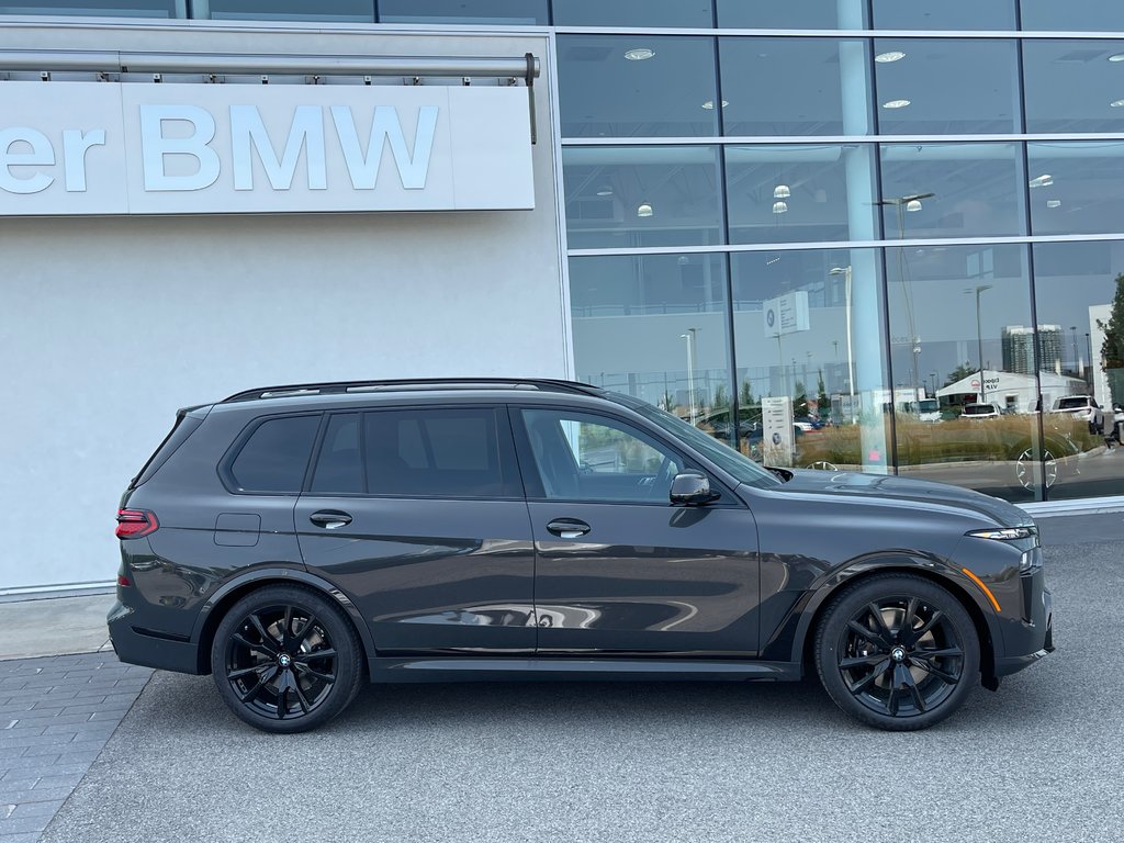 2025 BMW X7 XDrive40i, M Sport Pro Package in Terrebonne, Quebec - 3 - w1024h768px