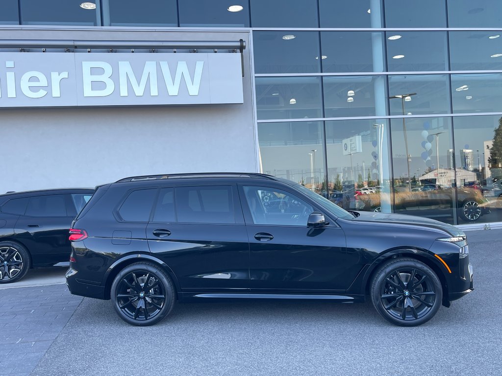 BMW X7 XDrive40i, M Sport Package 2025 à Terrebonne, Québec - 3 - w1024h768px