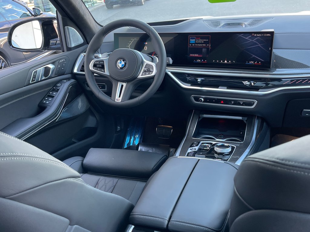 2026 BMW X7 M60i xDrive in Terrebonne, Quebec - 14 - w1024h768px