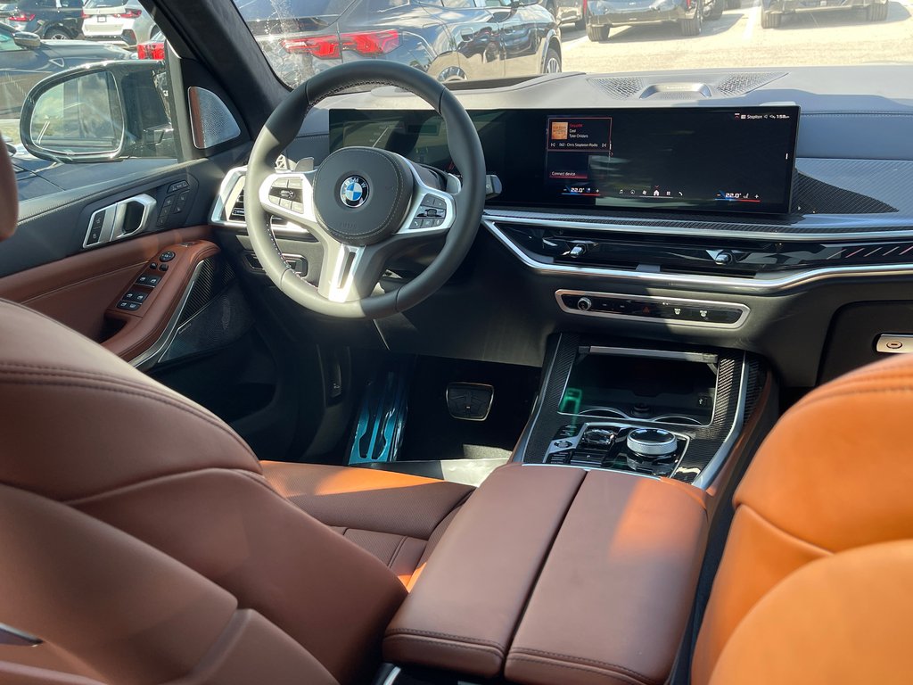 2026 BMW X7 M60i xDrive in Terrebonne, Quebec - 14 - w1024h768px