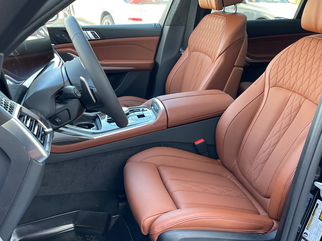 2026 BMW X7 M60i xDrive in Terrebonne, Quebec - 10 - w1024h768px