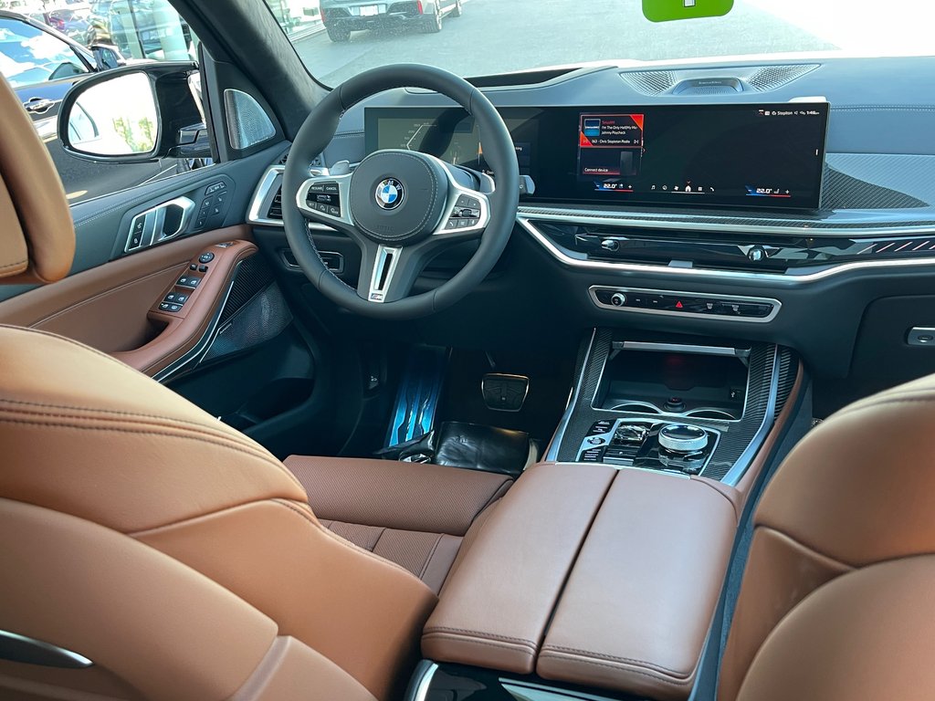 2026 BMW X7 M60i xDrive in Terrebonne, Quebec - 14 - w1024h768px