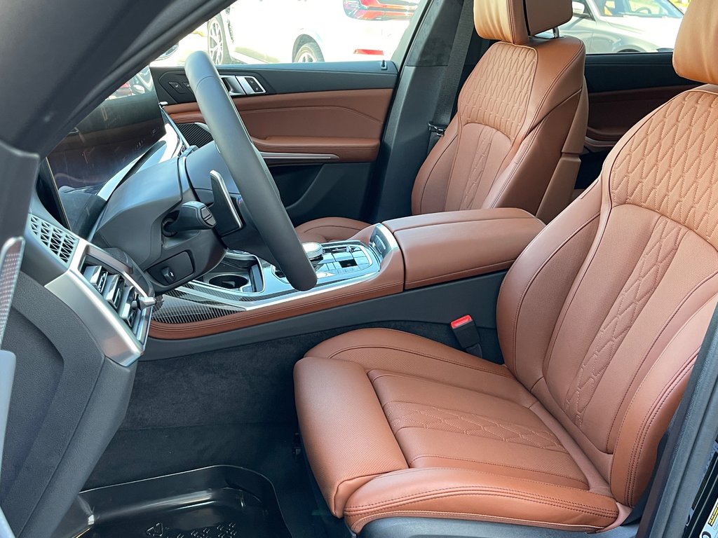 2026 BMW X7 M60i xDrive in Terrebonne, Quebec - 10 - w1024h768px