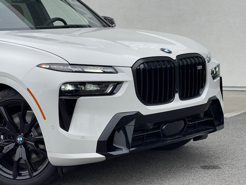 2026 BMW X7 M60i xDrive in Terrebonne, Quebec - 7 - w1024h768px