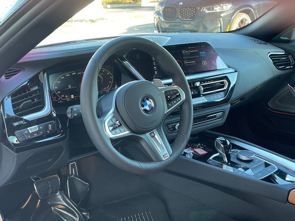 2026 BMW Z4 M40i Roadster in Terrebonne, Quebec - 8 - w1024h768px