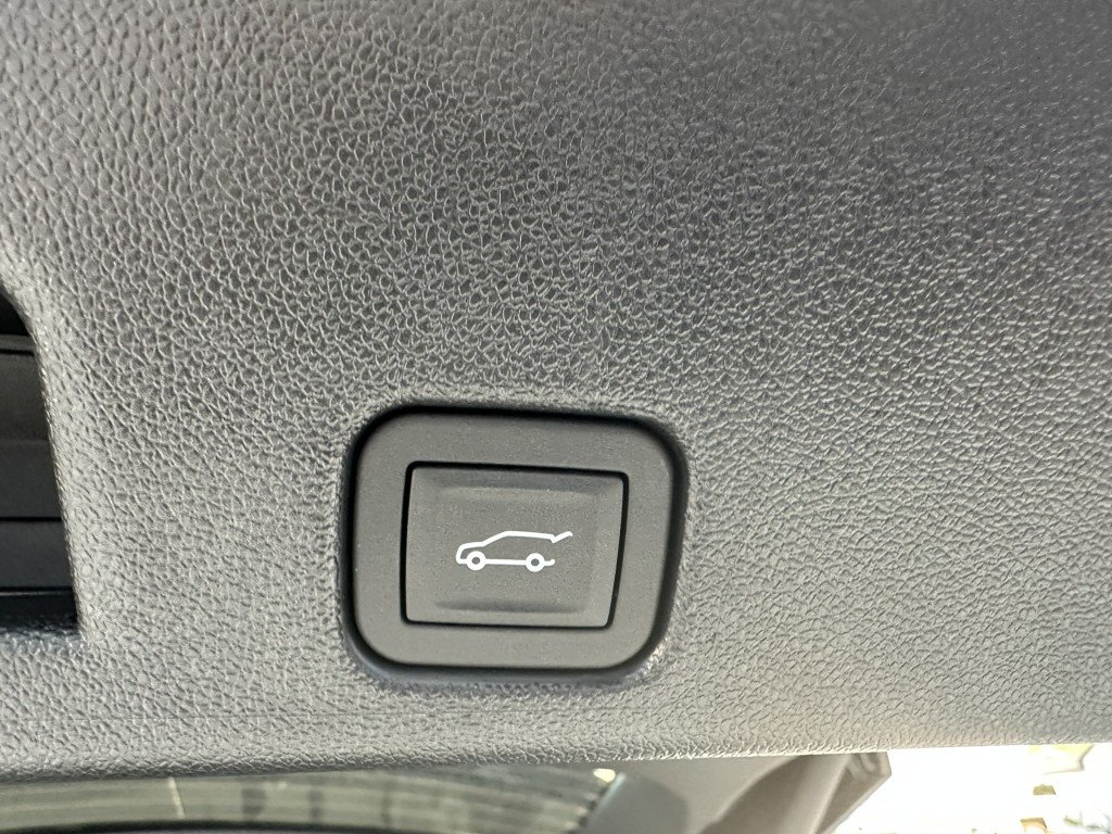 Buick Enclave Sport Touring 2025 à Terrebonne, Québec - 9 - w1024h768px