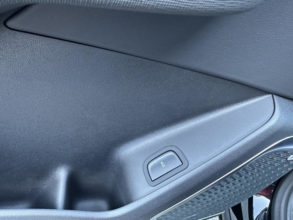 2025 Buick Enclave Sport Touring in Terrebonne, Quebec - 17 - w1024h768px