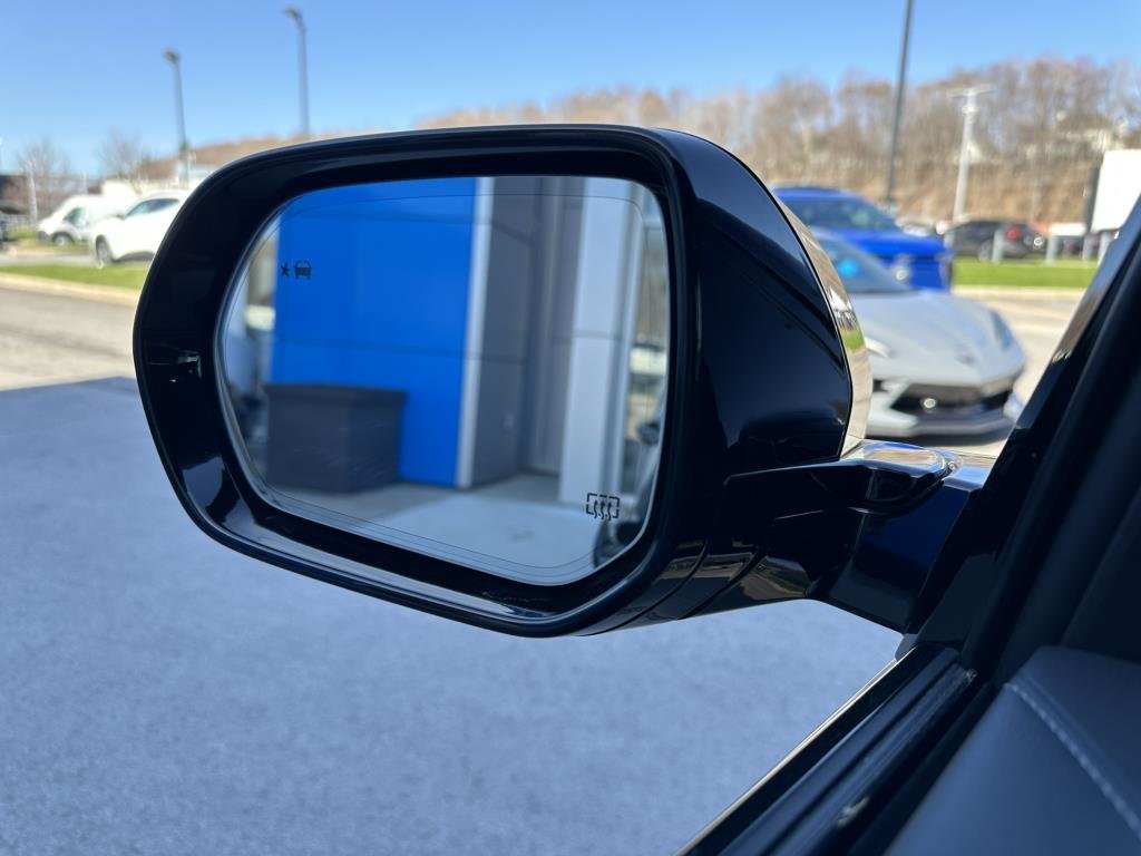 2025 Buick Enclave Sport Touring in Terrebonne, Quebec - 32 - w1024h768px