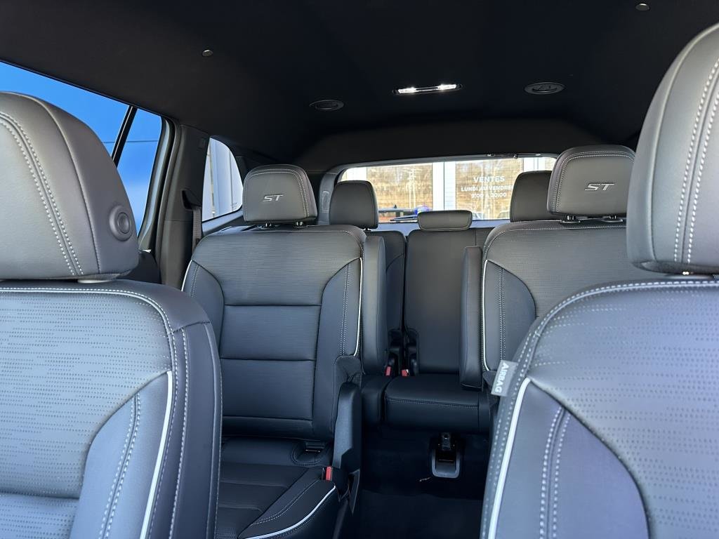 2025 Buick Enclave Sport Touring in Terrebonne, Quebec - 33 - w1024h768px