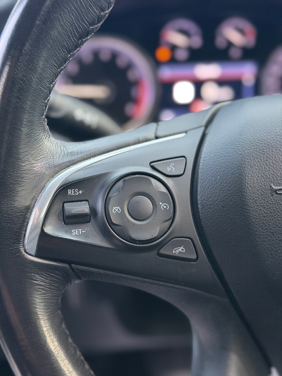 Buick Enclave Essence AWD Toit Panoramique Cuir 2020 à Terrebonne, Québec - 14 - w1024h768px