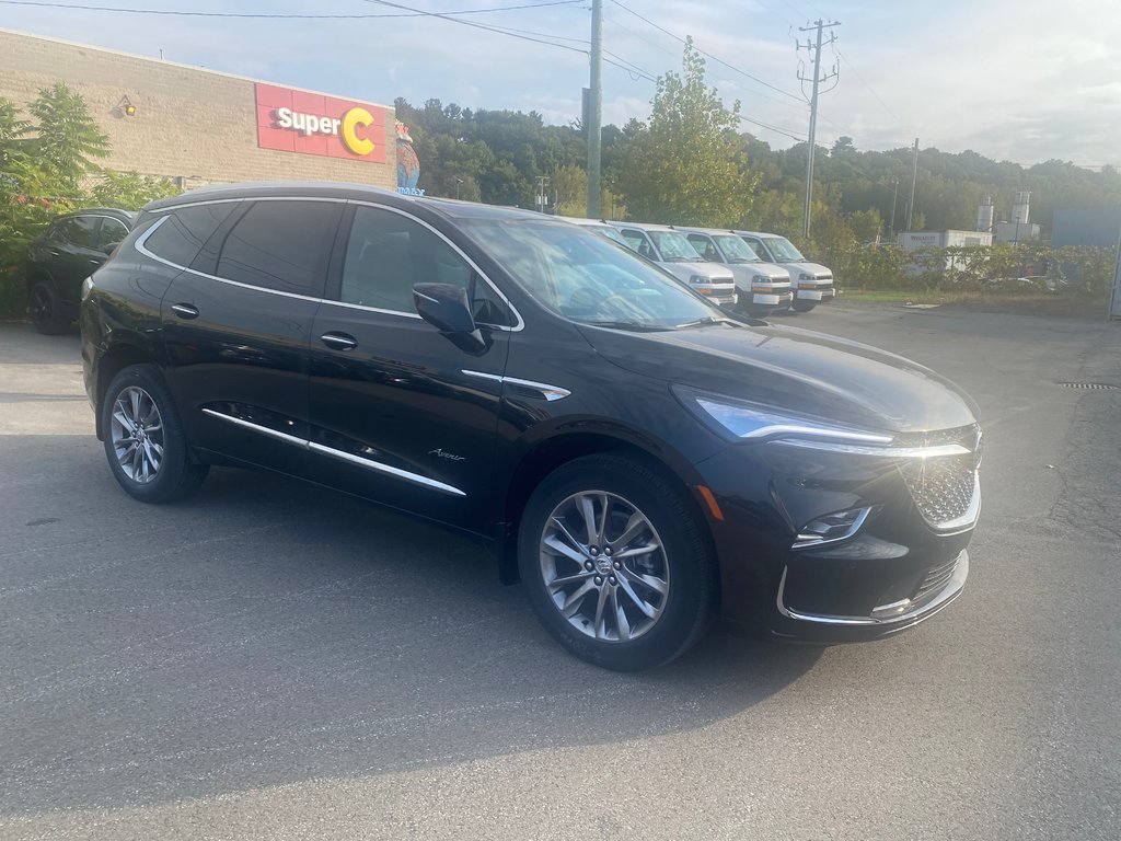 2024 Buick Enclave Avenir in Terrebonne, Quebec - 1 - w1024h768px