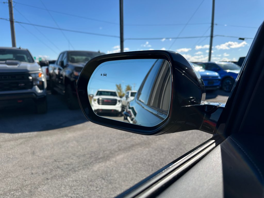 2025 Buick Enclave Sport Touring in Terrebonne, Quebec - 32 - w1024h768px