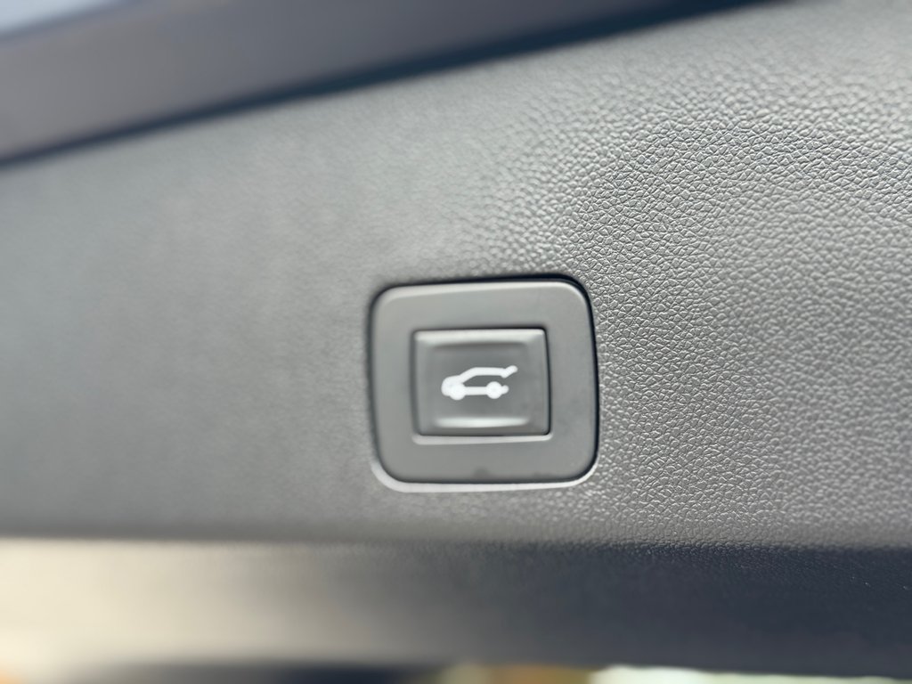 2021 Buick Encore GX Select Groupe ST AWD in Terrebonne, Quebec - 26 - w1024h768px