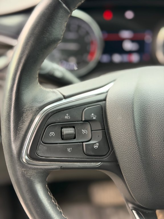 2022 Buick Encore GX Essence AWD Cuir in Terrebonne, Quebec - 13 - w1024h768px